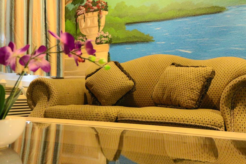 هيوستن The Symphony Inn & Suites الغرفة الصورة