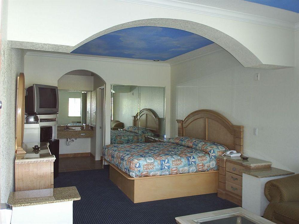 هيوستن The Symphony Inn & Suites المظهر الخارجي الصورة